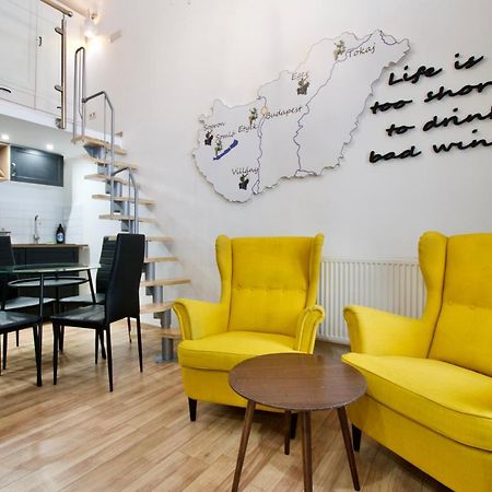 Standard Apartment By Hi5- Rose Street'S Home ブダペスト エクステリア 写真